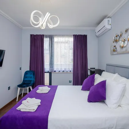 Lägenhet Feel At - 2bd Flat With Parking By Flat Mаnager Sofia