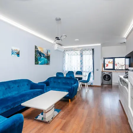 Apartmán Feel At - 2bd Flat With Parking By Flat Mаnager