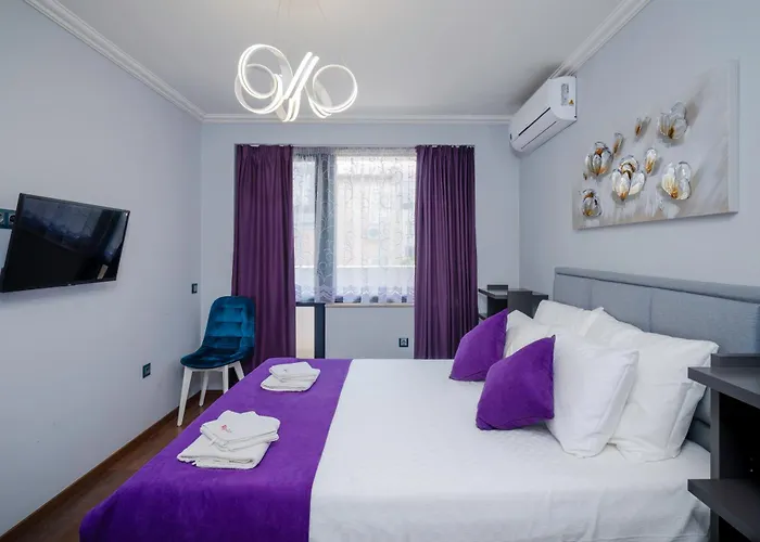 Lägenhet Feel At - 2bd Flat With Parking By Flat Mаnager Sofia