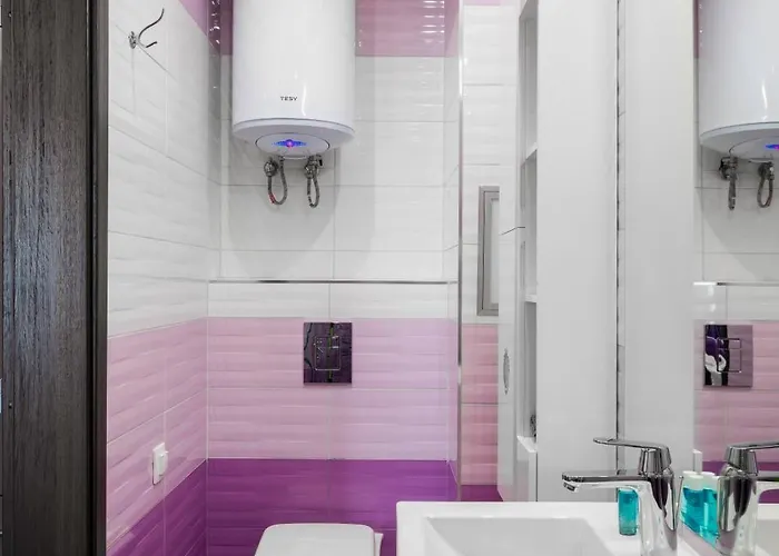 Lägenhet Feel At - 2bd Flat With Parking By Flat Mаnager